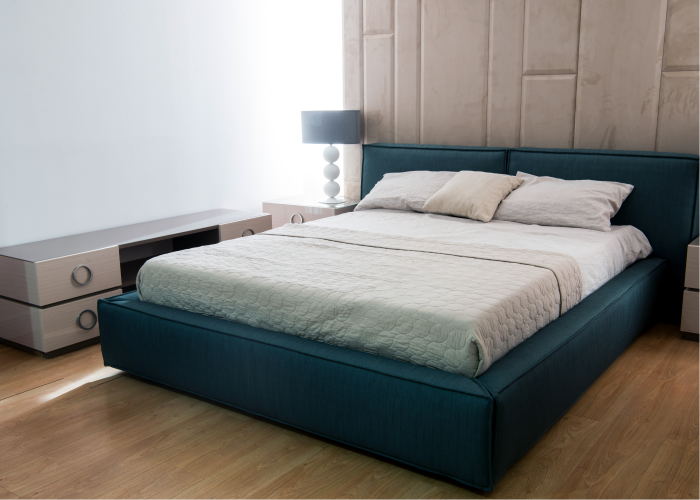 What Are the Dimensions of a Queen Size Bed?